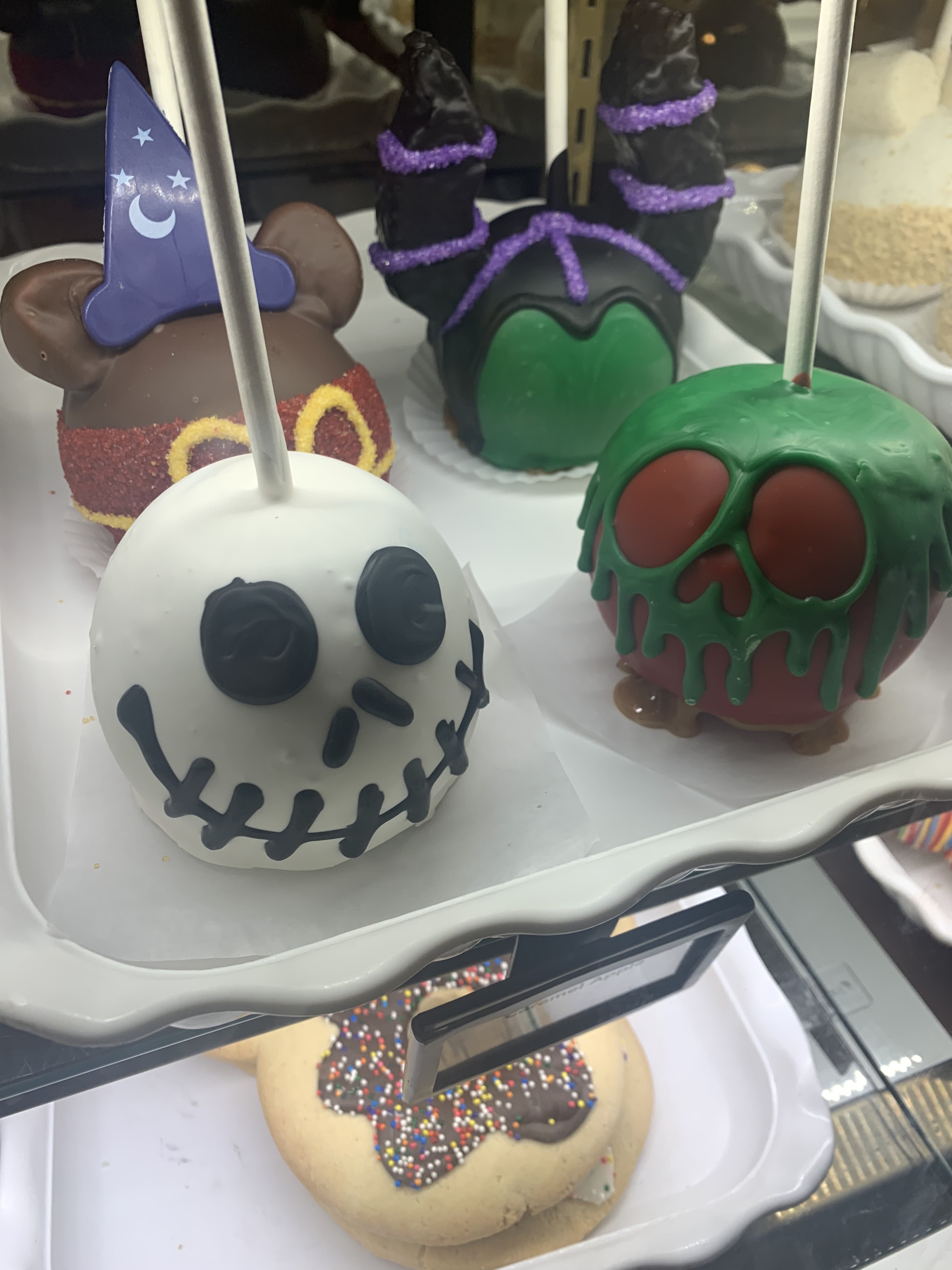 disney Halloween Apples disney food blog