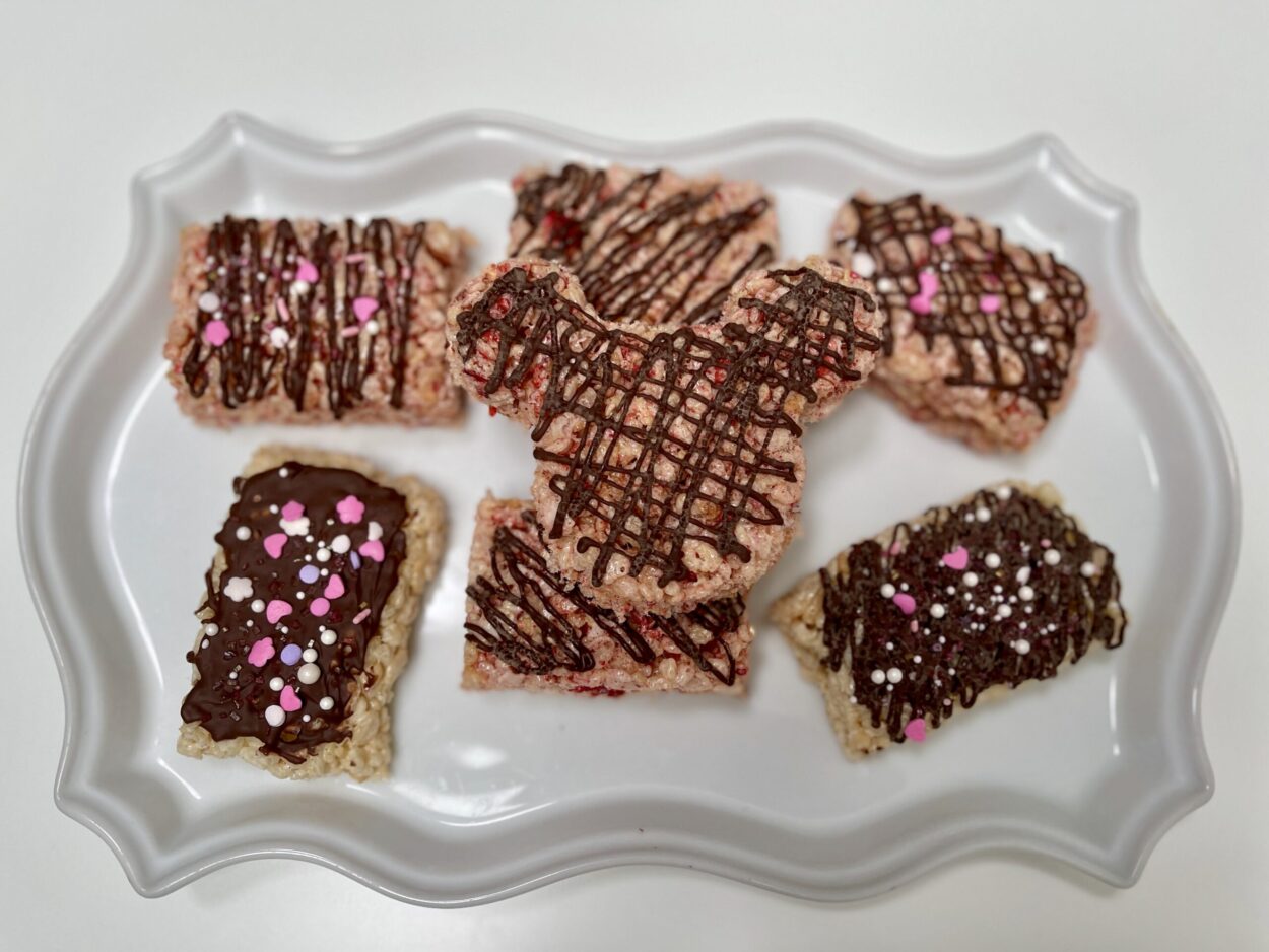 Chocolate Drizzled Rice Krispy Treats
